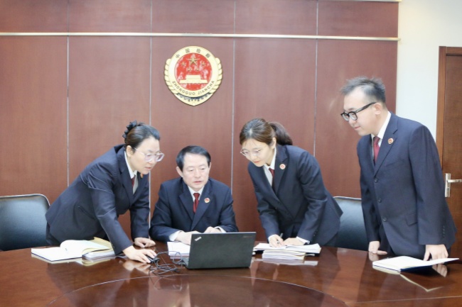 让公平正义可感可触·检护民生进行时医保基金的主意打不得(图1)