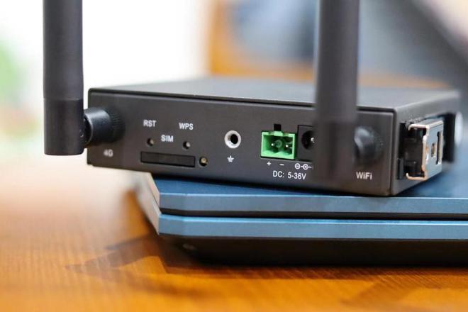 支持4G上网和异地组网跨地域也能远程维护：蒲公英R300A评测(图9)
