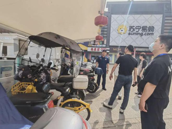 蓝电行动鹿城：立足五个维度纵深推进电动自行车安全隐患全链条整治行动(图2)