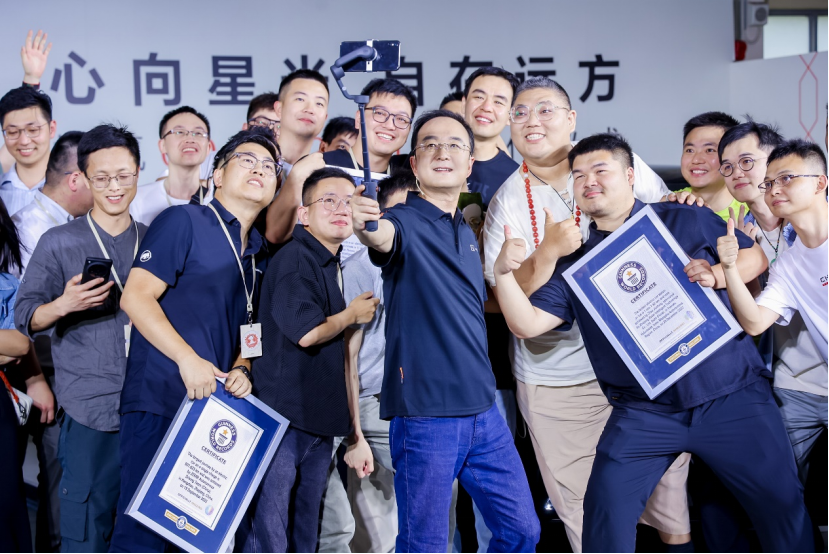 极氪001第20万台交付啦创新势力速度纪录(图4)
