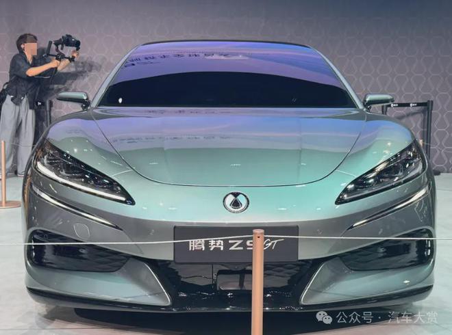 腾势再发力新车媲美帕拉梅拉搭20T+电机网友：理想成为过去(图2)