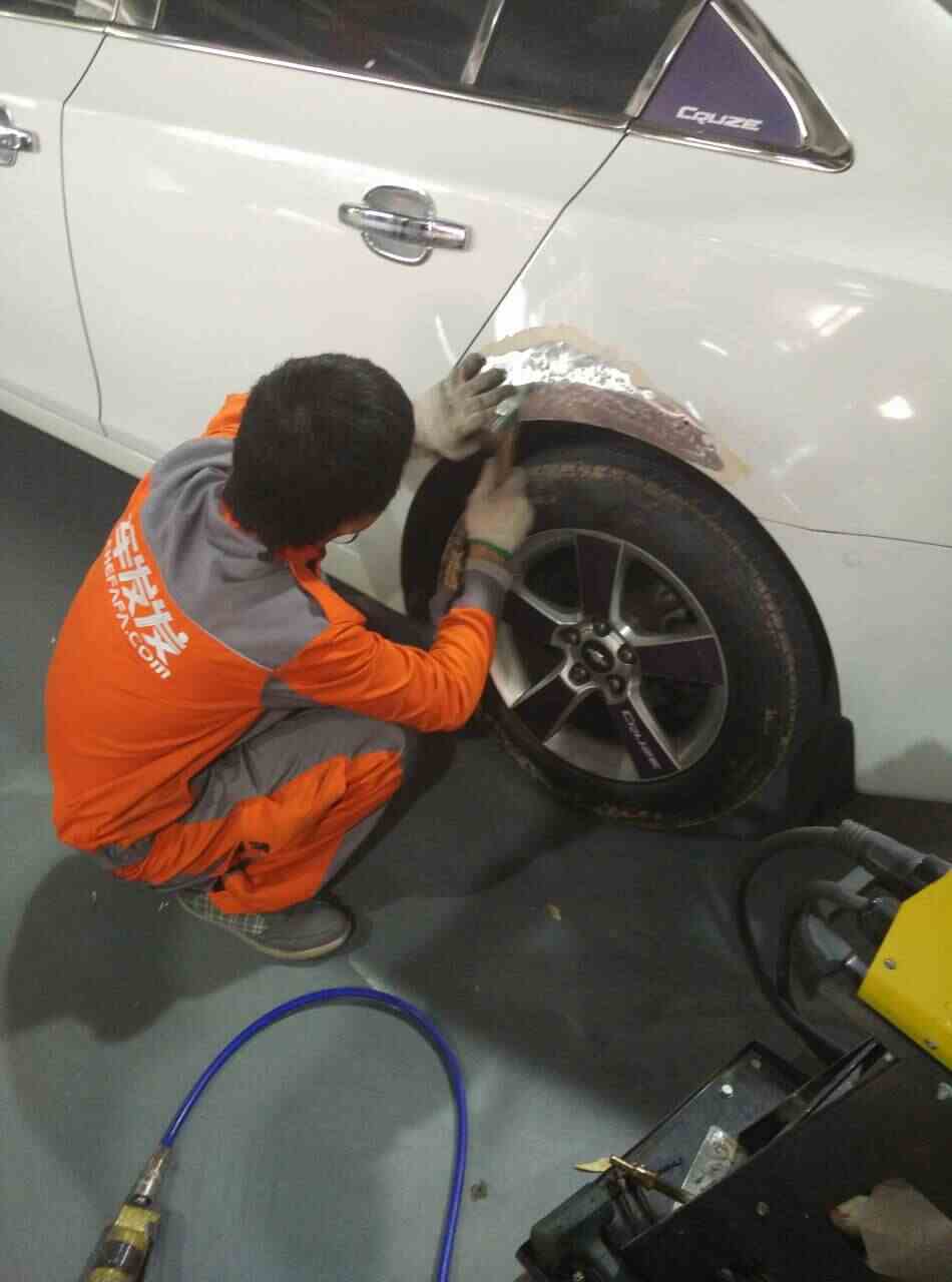 钣金工主要是干什么的(图1)