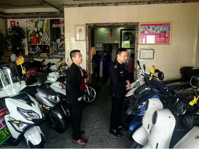 黄冈麻城：电动自行车全链条整治向镇村延伸(图2)