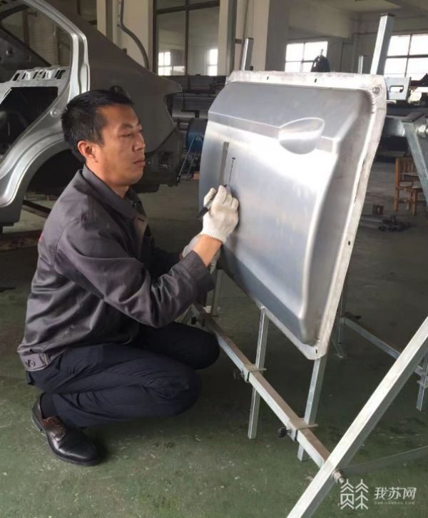 镇江技师一手绝活入选江苏省“2023年度十大绝技绝活”(图2)