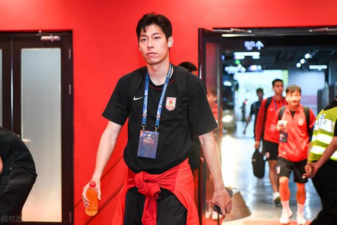 他是靠崔康熙提携才来鲁能如今关键时刻掉链子无缘亚冠大名单(图4)