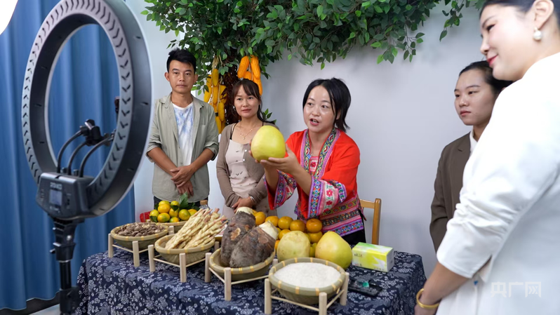 湖南江永延伸香柚产业发展链条助力乡村振兴(图3)