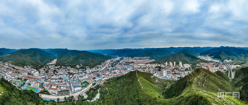 我家就在河边住太行深处有好参(图2)