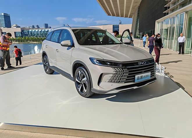 比亚迪海狮05DM-i上市！共推出4款车型售价为1128万起(图2)
