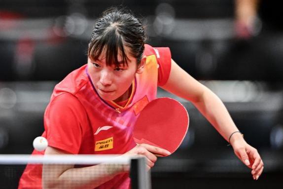0比3惨败日本黑马！00后天才少女无缘4强网友：关键比赛掉链子(图1)