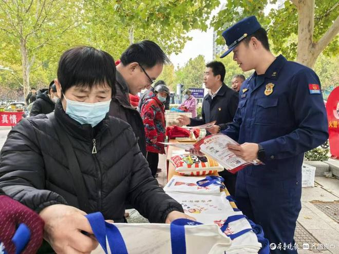 东昌府区消防：为电动自行车停放充电加把安全锁(图1)