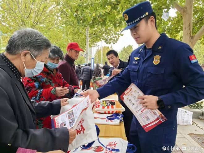 东昌府区消防：为电动自行车停放充电加把安全锁(图2)