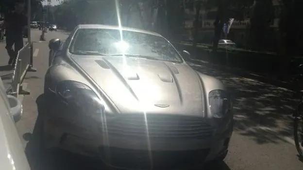 惊！林丹248万定制车竟无气囊99%的人都没见过！(图7)