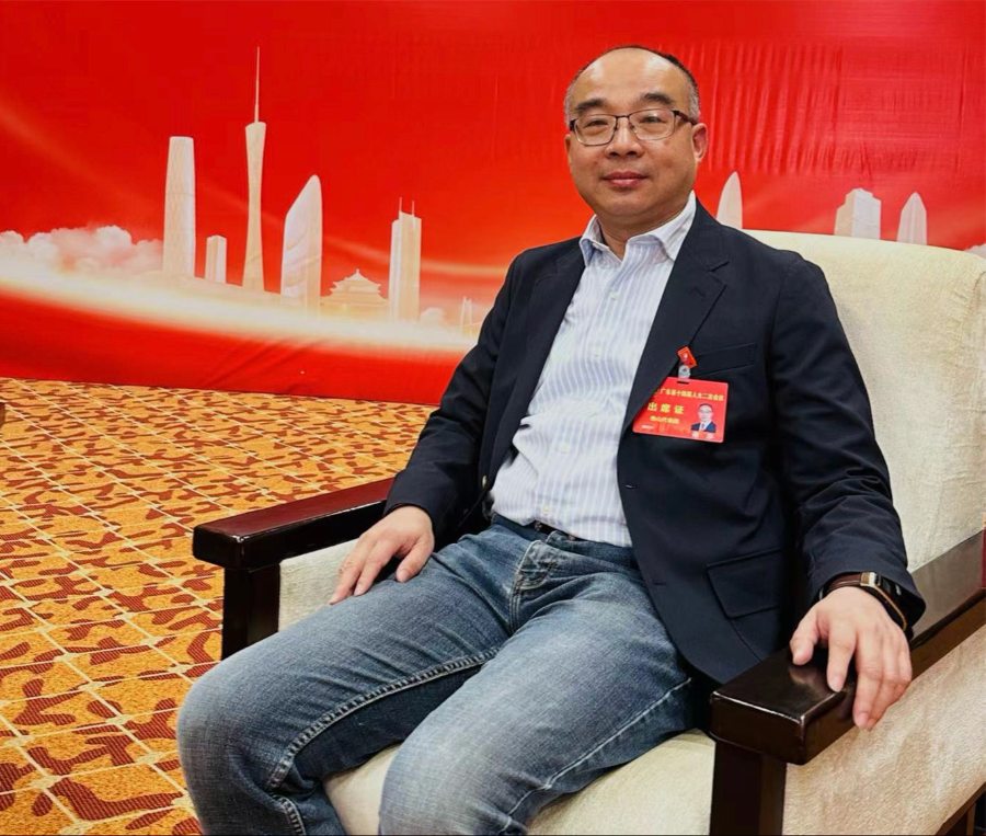 省人大代表谢泓：支持企业跨界创新形成研发降本“方法论”丨2025广东两会(图1)