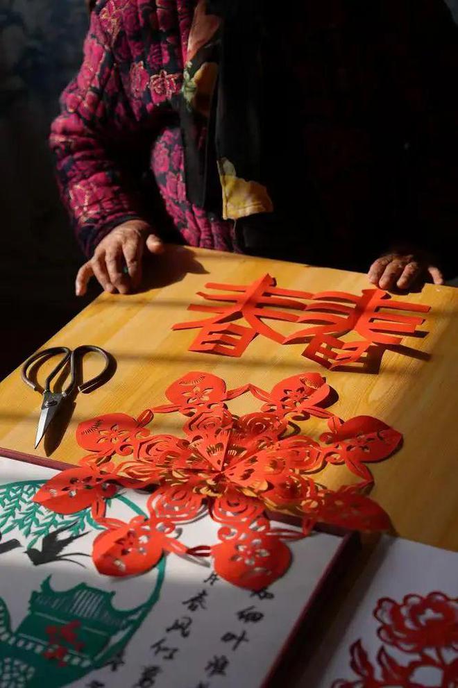【寻“味”中国年】双春年景里的剪纸华章(图2)