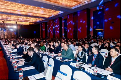 探寻金融培训佼佼者融易学以实力脱颖而出！(图1)