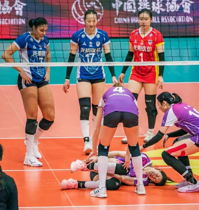 32扣5中7失误！女排国手打出负效率蔡斌爱将在关键比赛掉链子(图5)