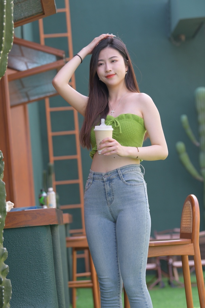 噜噜噜性AV资源(图1)
