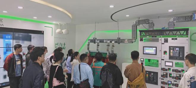 走进施耐德母线广州工厂智能制造：探秘这家法国百年企业！(图3)