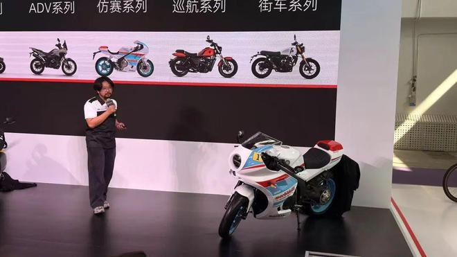 2025北京摩展︱凯威MBP秀了一篮球场的新车！(图23)
