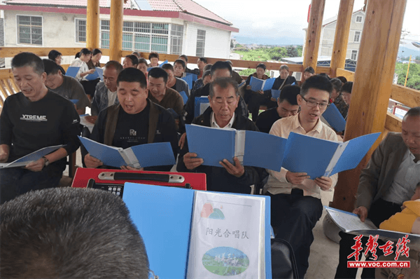 “梅”烦恼可以没烦恼——王正根与杨梅去核机的故事(图5)
