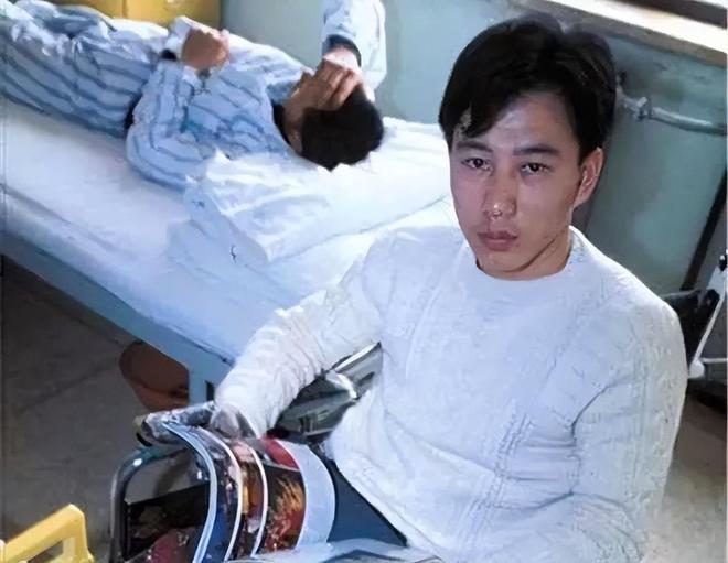 南京男子捡到“钥匙链”揣兜里结果剔骨割肉花300万治疗(图1)