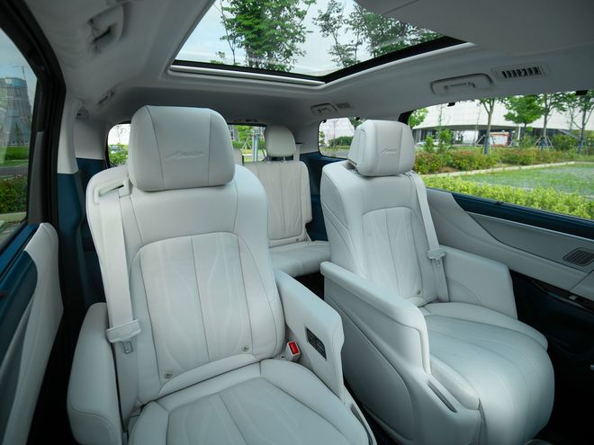 全系都是头等舱！别克全新GL8陆尊3399万起纯电200km+5C快充(图12)