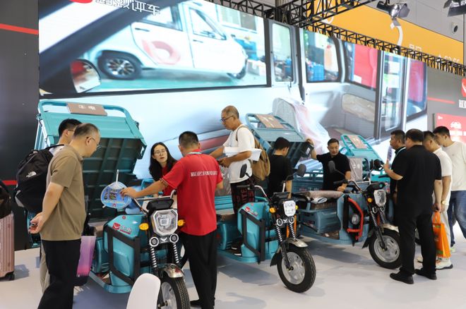 1200平超大展台7款新品亮相牛电济南展彰显硬核实力(图6)