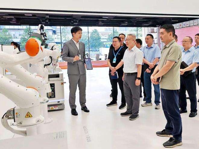 柳钢集团总经理带队跑市场(图3)