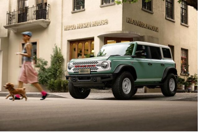 时光雕琢经典福特烈马1966在成都车展演绎潮流复古新章(图3)