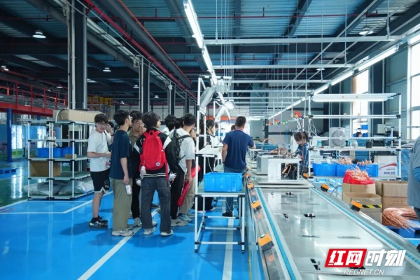 从宁乡走向世界：中国智能售货机引领零售新业态(图2)