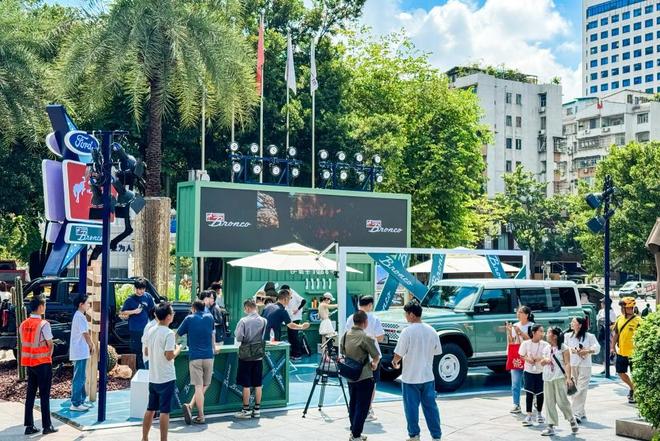 广绣骑楼遇见美式狂野:福特烈马1966打造跨界美学新范式(图1)