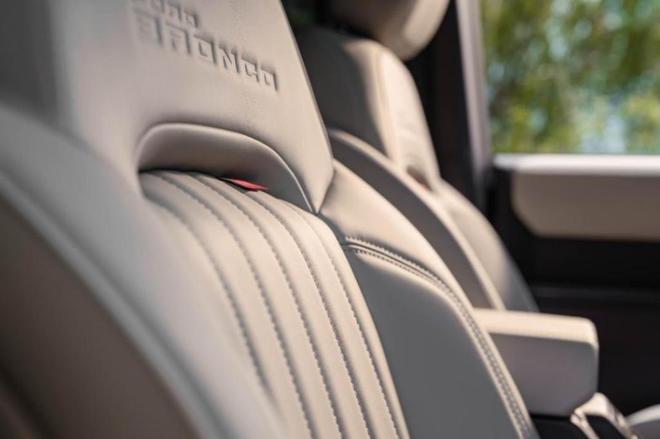 广绣骑楼遇见美式狂野:福特烈马1966打造跨界美学新范式(图4)