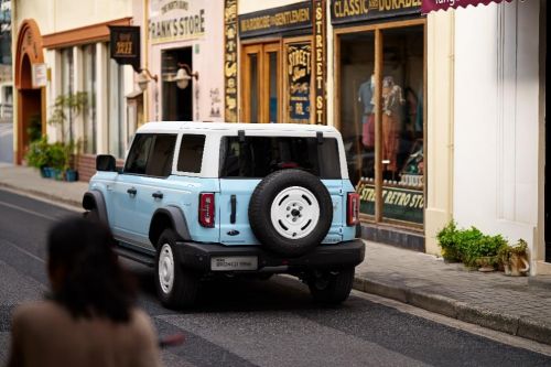 自由拆卸车顶设计！福特烈马1966满足你对潮玩的无限想象(图2)