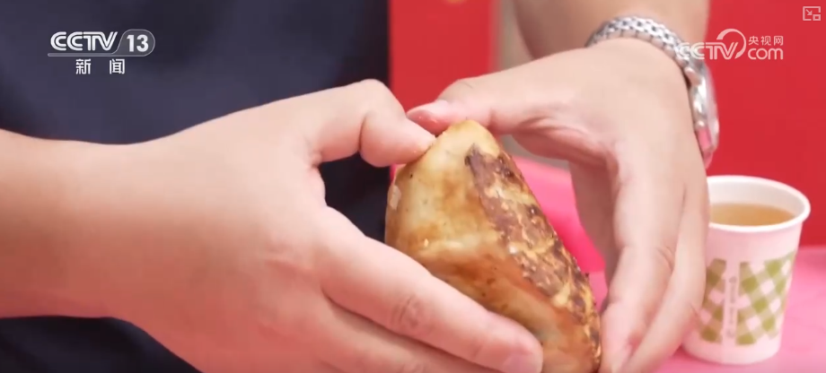 “顶流”美食满足味蕾活跃经济感受跨越地域“舌尖狂欢”解锁夜间经济新亮点(图13)