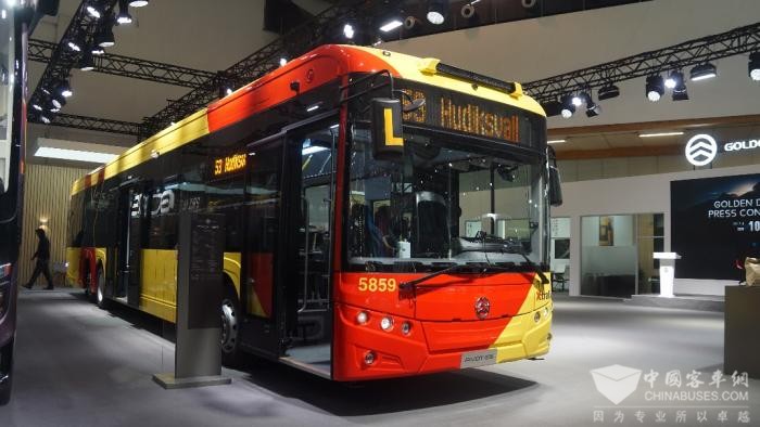 2025世界客车博览会金旅全新一代高端客车首发(图3)