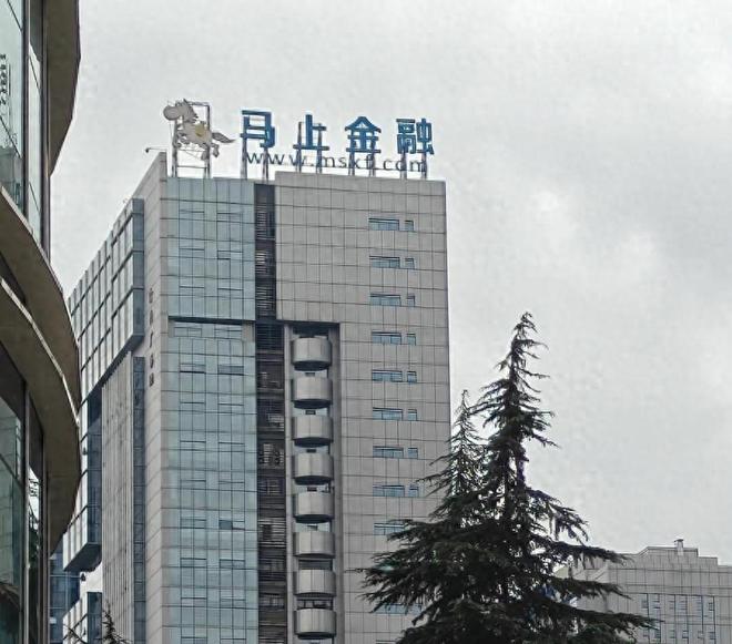 马上金融5年支付百亿催收费催生了一条催收产业链条(图1)