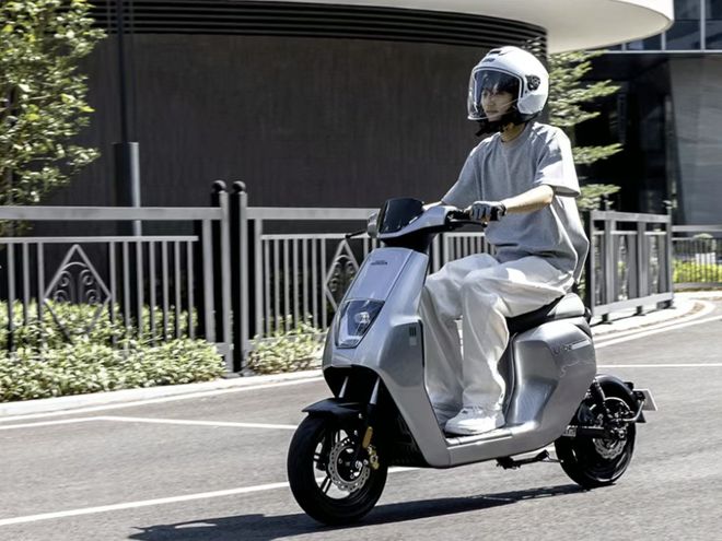 小包车有救了！55%限塑之下多款钣金电动车陆续亮相价格不贵！(图3)