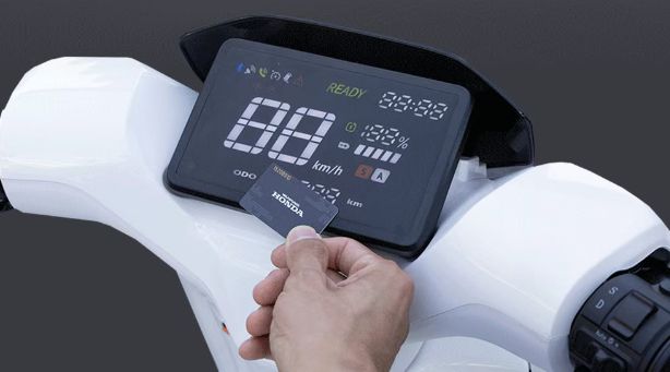 本田“钣金”两轮电动车亮相最大续航105公里能骑15年(图2)