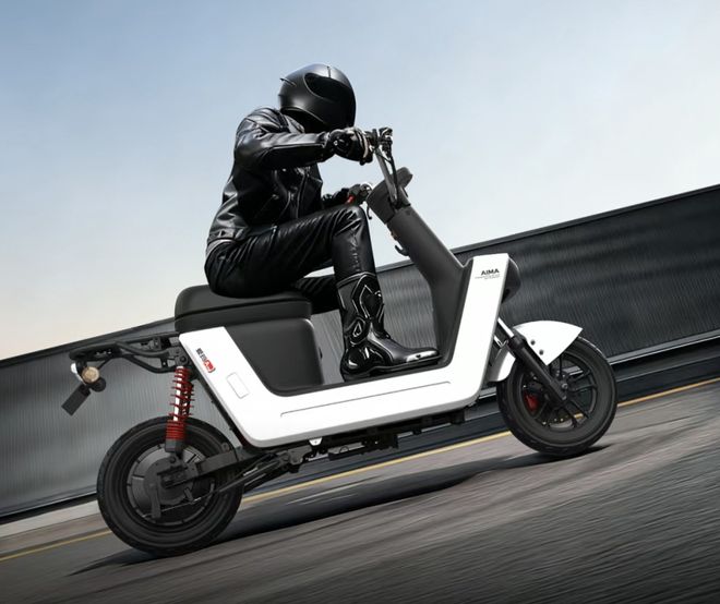 限重和限塑之下新国标电动车都长什么样？爱玛、立马给出了漂亮答案！(图6)