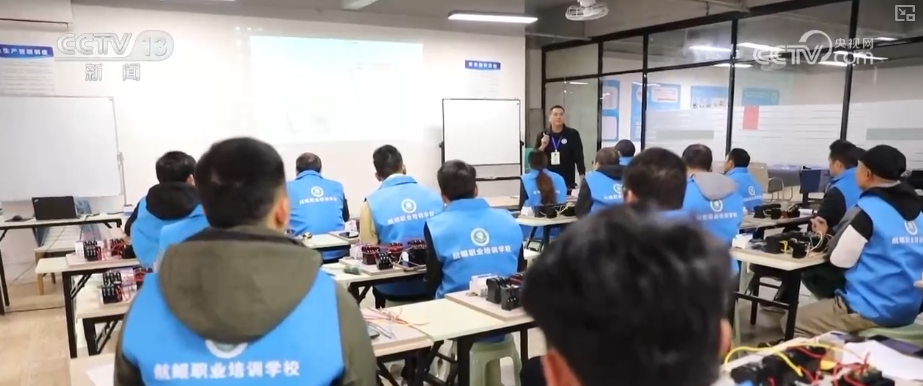 民生为大全链条民生保障体系惠及更多百姓丨中央经济工作会议精神解读(图5)