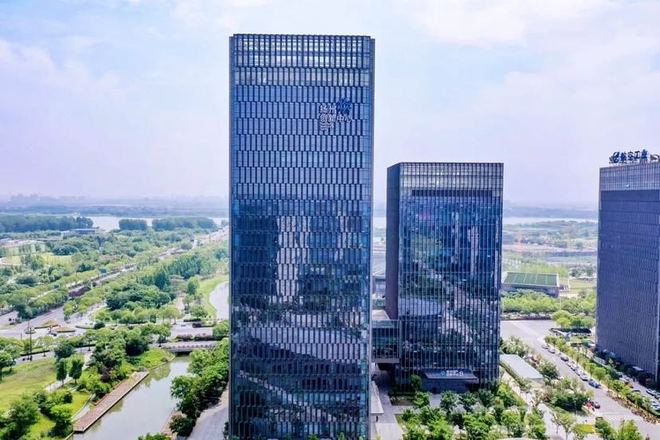 江苏扬州:“算”力全开赋能千行百业让数字经济开出“一城繁花”(图3)