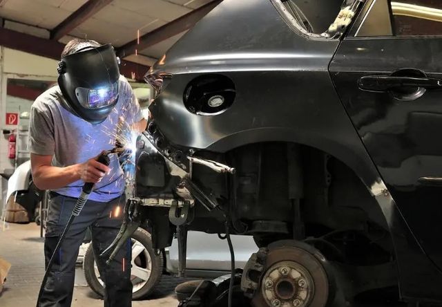 LightVision3D激光：引领焊接工艺从“毫米误差”到“零度贴合”(图1)