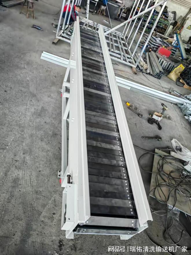 果蔬加工痛点突围！宁津瑞佑链板输送机筑牢合规与防损双重防线(图1)