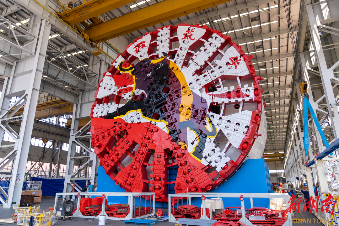 在“要么翻身要么翻船”的警醒中湖南工程机械跨越“周期陷阱”(图4)