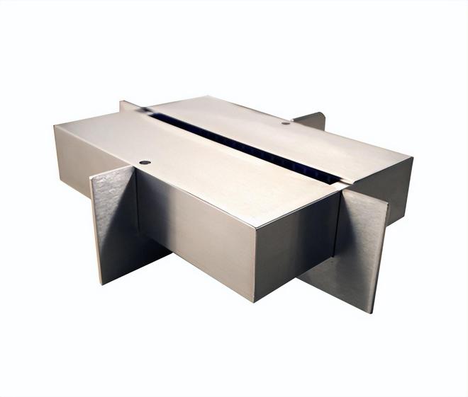 忠艺隆五金|钣金加工设计中需要考虑的细节有哪些?(图1)