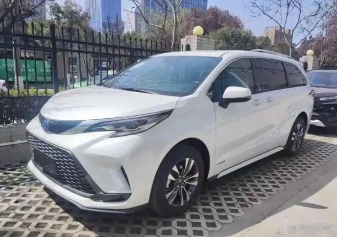 20多万的丰田格瑞维亚值得购买吗?(图2)