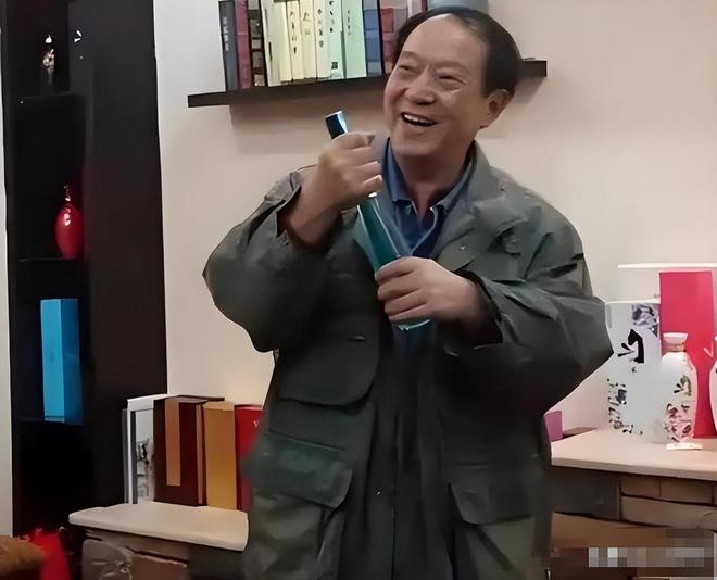 冒名顶替结婚折腾半生家产尽失牛群这一生真是让人大开眼界(图3)